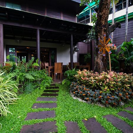 Viang Thapae Resort Chiang Mai Exteriör bild