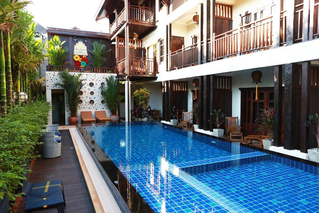 Viang Thapae Resort Chiang Mai Exteriör bild