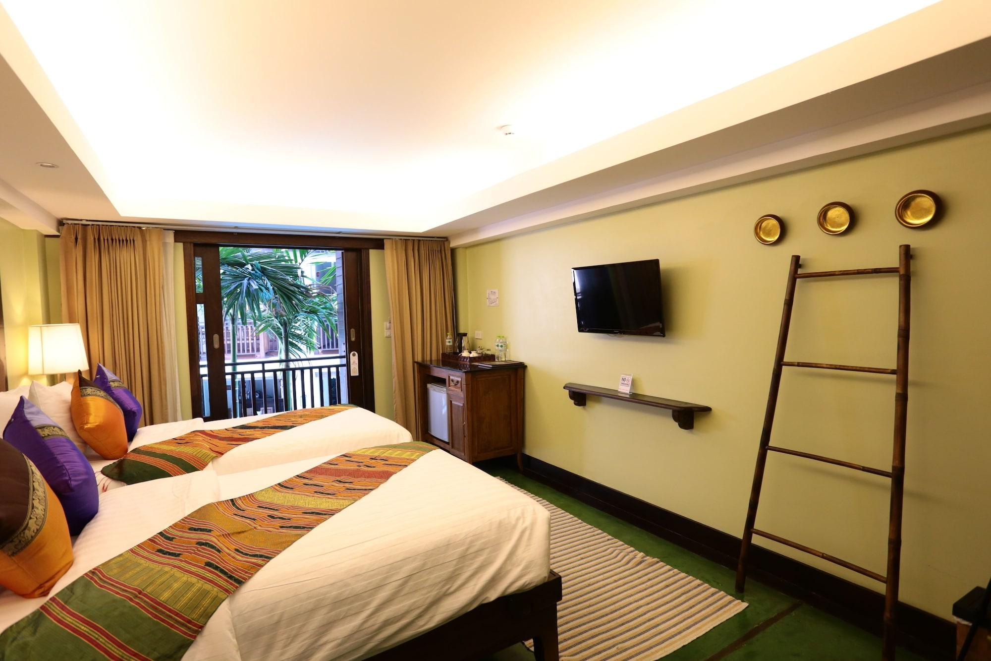 Viang Thapae Resort Chiang Mai Exteriör bild