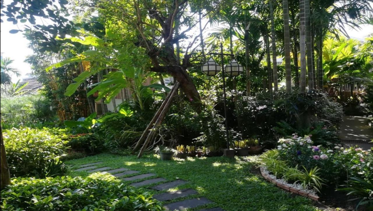 Viang Thapae Resort Chiang Mai Exteriör bild